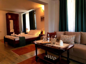 Dvata Smurcha Central Apartments - Free Parking